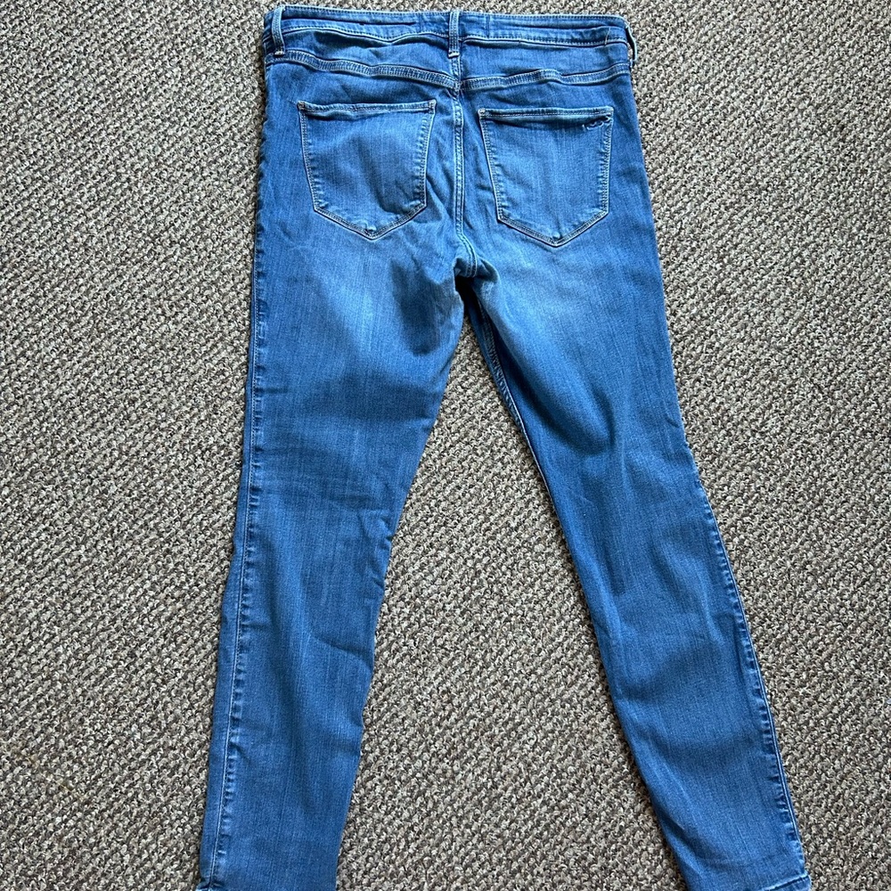 Hollister Women's Classic Blue Jeans leggings - Picture 3 of 4